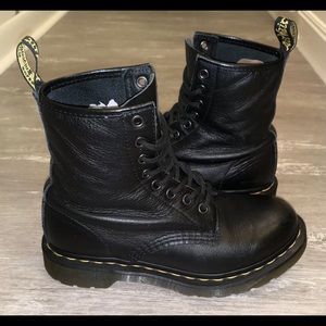 DOC MARTENS 1460 SOFT NAPPA LEATHER